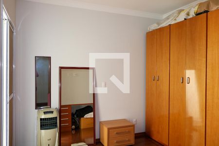 Casa à venda com 430m², 4 quartos e 5 vagas Casa à venda com 430m², 4 quartos e 5 vagasSuíte 2