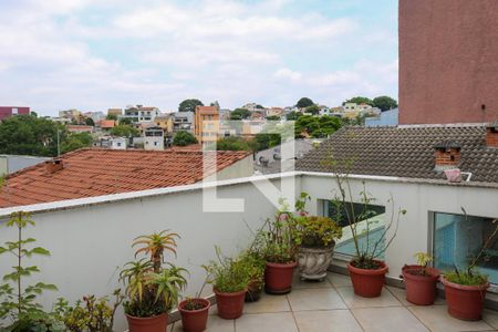 Casa à venda com 430m², 4 quartos e 5 vagas Casa à venda com 430m², 4 quartos e 5 vagasTerraço