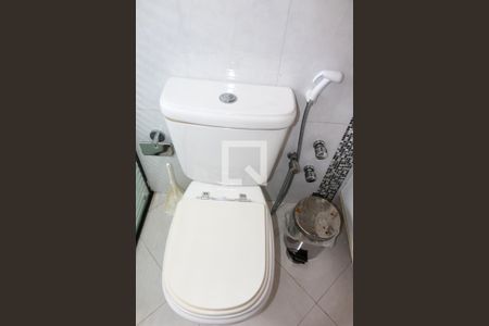 Casa à venda com 430m², 4 quartos e 5 vagas Casa à venda com 430m², 4 quartos e 5 vagasSuíte 4 - Banheiro