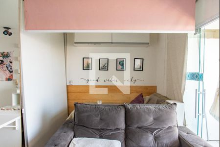 Sala/quarto/cozinha de apartamento para alugar com 1 quarto, 35m² em Cambuci, São Paulo