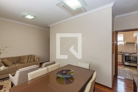 Sala de apartamento à venda com 3 quartos, 94m² em Padre Eustáquio, Belo Horizonte
