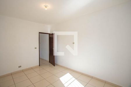 Quarto 1  de casa para alugar com 2 quartos, 110m² em Taboão, Diadema