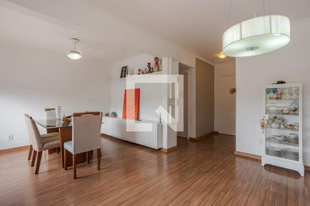 Sala de apartamento à venda com 1 quarto, 60m² em Agronomia, Porto Alegre