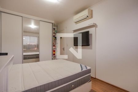 Quarto de apartamento à venda com 1 quarto, 60m² em Agronomia, Porto Alegre