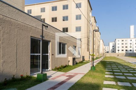 Apartamento para alugar com 43m², 2 quartos e sem vaga Apartamento para alugar com 43m², 2 quartos e sem vagaÁrea comum - Salão de festas