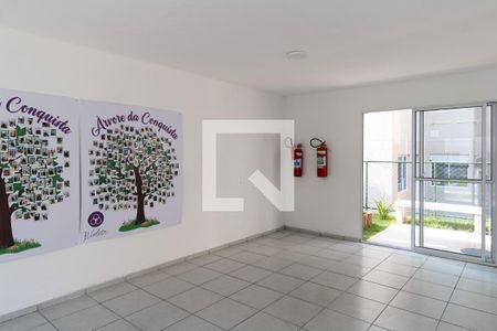 Apartamento para alugar com 43m², 2 quartos e sem vaga Apartamento para alugar com 43m², 2 quartos e sem vagaÁrea comum - Salão de festas