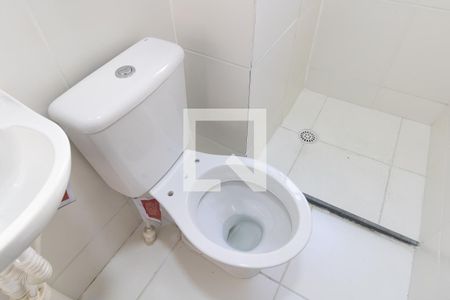 Apartamento para alugar com 43m², 2 quartos e sem vaga Apartamento para alugar com 43m², 2 quartos e sem vagaBanheiro