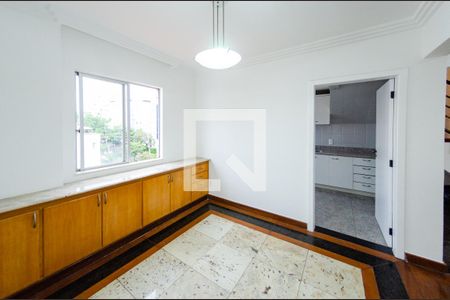 Sala de apartamento para alugar com 3 quartos, 150m² em Buritis, Belo Horizonte