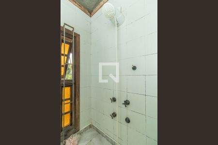 Casa à venda com 450m², 4 quartos e 8 vagas Casa à venda com 450m², 4 quartos e 8 vagasBanheiro 2