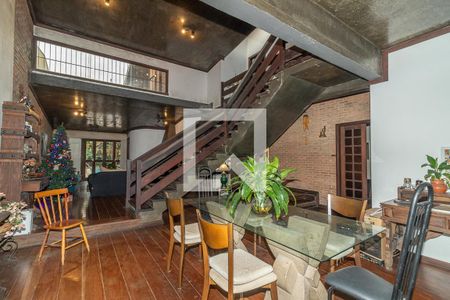 Casa à venda com 450m², 4 quartos e 8 vagas Casa à venda com 450m², 4 quartos e 8 vagasSala de Jantar