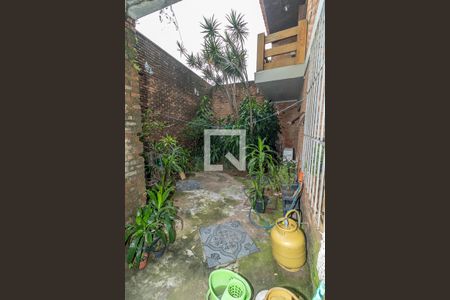 Casa à venda com 450m², 4 quartos e 8 vagas Casa à venda com 450m², 4 quartos e 8 vagasQuintal fundos