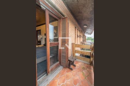 Casa à venda com 450m², 4 quartos e 8 vagas Casa à venda com 450m², 4 quartos e 8 vagasVaranda do Quarto 2