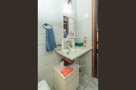 Casa à venda com 450m², 4 quartos e 8 vagas Casa à venda com 450m², 4 quartos e 8 vagasBanheiro 2