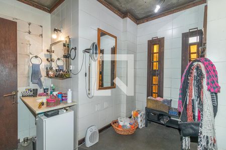 Casa à venda com 450m², 4 quartos e 8 vagas Casa à venda com 450m², 4 quartos e 8 vagasBanheiro da Suíte