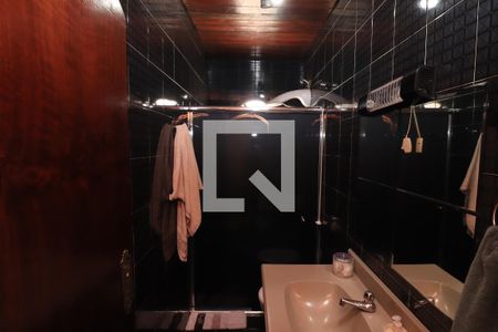 Banheiro da Suíte de casa à venda com 3 quartos, 140m² em Vila Gomes Cardim, São Paulo
