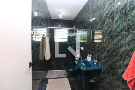 Banheiro de casa para alugar com 2 quartos, 499m² em Vila Nova Manchester, São Paulo