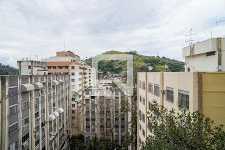 Sala de apartamento à venda com 2 quartos, 60m² em Santa Rosa, Niterói