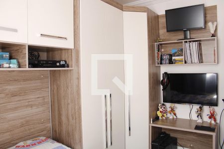 Quarto Solteiro de apartamento à venda com 2 quartos, 50m² em Chacaras Reunidas Santa Terezinha, Contagem