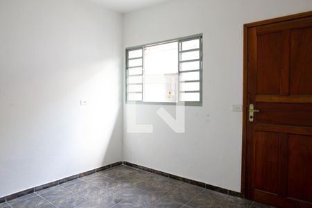 Sala de casa para alugar com 2 quartos, 60m² em Vila Assis Brasil, Mauá