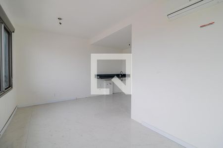 Sala/Dormitório de kitnet/studio à venda com 1 quarto, 27m² em Centro Histórico, Porto Alegre