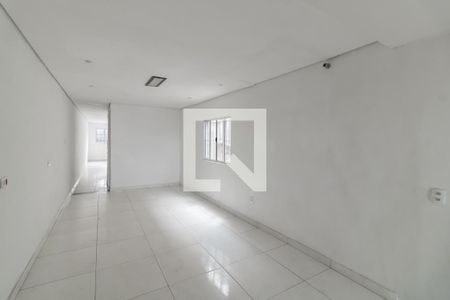 Quarto  de casa à venda com 4 quartos, 413m² em Vila Araguaia, São Paulo