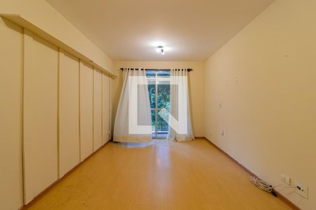 Sala de apartamento à venda com 3 quartos, 75m² em Vila Suzana, São Paulo