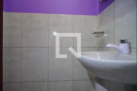 Banheiro 2 de casa à venda com 3 quartos, 147m² em Feitoria, São Leopoldo