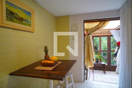 Cozinha de casa de condomínio para alugar com 1 quarto, 35m² em Itacorubi, Florianópolis