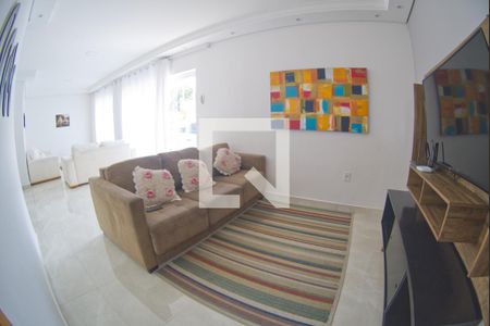 Sala de casa à venda com 3 quartos, 120m² em Jardim das Vertentes, São Paulo