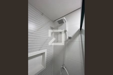 Banheiro de kitnet/studio para alugar com 1 quarto, 25m² em Butantã, São Paulo