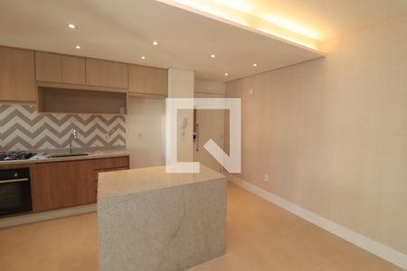 Sala/Cozinha de apartamento para alugar com 1 quarto, 55m² em Vila Azevedo, São Paulo