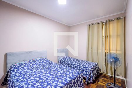 Quarto de apartamento para alugar com 1 quarto, 53m² em Azenha, Porto Alegre