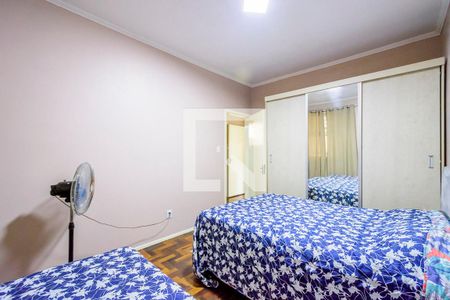 Quarto de apartamento para alugar com 1 quarto, 53m² em Azenha, Porto Alegre