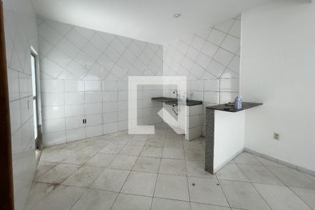 Sala de casa para alugar com 2 quartos, 112m² em Jardim Panamá , Duque de Caxias