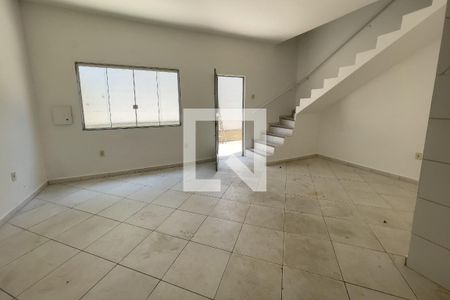 Sala de casa para alugar com 2 quartos, 112m² em Jardim Panamá , Duque de Caxias