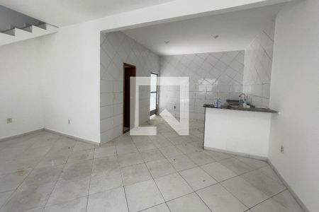 Sala de casa para alugar com 2 quartos, 112m² em Jardim Panamá , Duque de Caxias