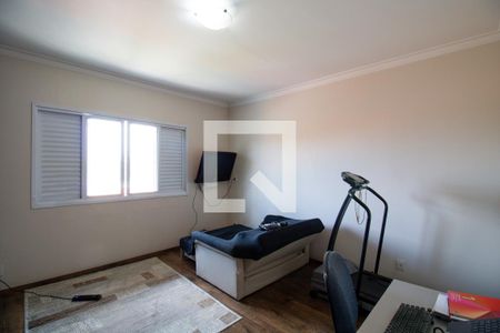 Quarto de casa à venda com 5 quartos, 420m² em Vila Cruz das Almas, São Paulo