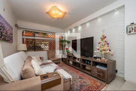 Sala de casa para alugar com 3 quartos, 204m² em Vila Alexandria, São Paulo