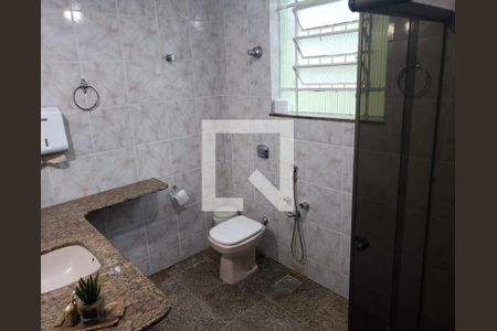 Casa à venda com 3 quartos, 225m² em Sagrada Família, Belo Horizonte