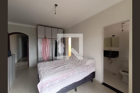 Casa à venda com 3 quartos, 268m² em Parque Gerassi, Santo André