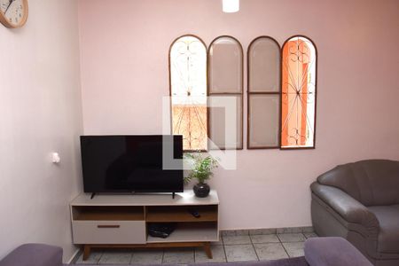Sala de casa à venda com 2 quartos, 150m² em Jardim Marabá(zona Sul), São Paulo