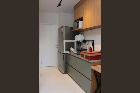 Cozinha de kitnet/studio para alugar com 1 quarto, 25m² em Butantã, São Paulo