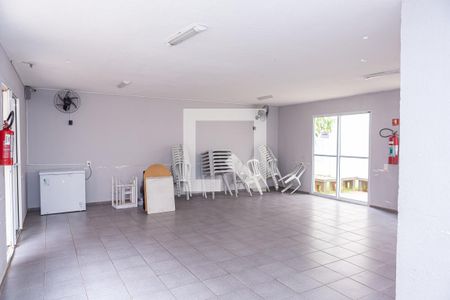 Apartamento à venda com 43m², 2 quartos e sem vaga Apartamento à venda com 43m², 2 quartos e sem vagaÁrea comum - Salão de festas