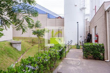 Apartamento à venda com 43m², 2 quartos e sem vaga Apartamento à venda com 43m², 2 quartos e sem vagaÁrea comum