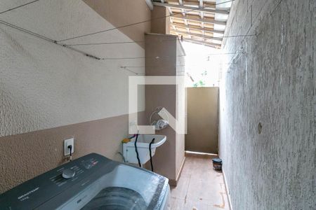 Casa de condomínio à venda com 126m², 3 quartos e 2 vagas Casa de condomínio à venda com 126m², 3 quartos e 2 vagasÁrea de Serviço