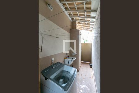 Casa de condomínio à venda com 126m², 3 quartos e 2 vagas Casa de condomínio à venda com 126m², 3 quartos e 2 vagasÁrea de Serviço