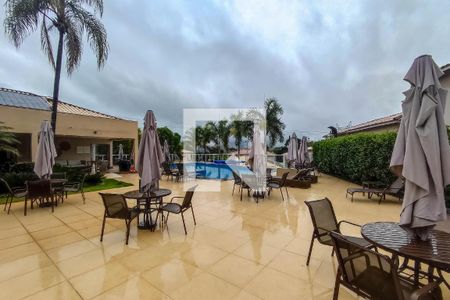 Casa de condomínio à venda com 126m², 3 quartos e 2 vagas Casa de condomínio à venda com 126m², 3 quartos e 2 vagasÁrea comum - Piscina