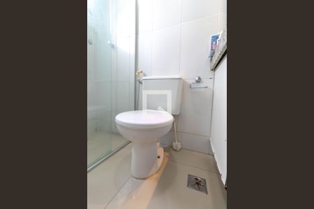 Casa de condomínio à venda com 126m², 3 quartos e 2 vagas Casa de condomínio à venda com 126m², 3 quartos e 2 vagasBanheiro da Suíte