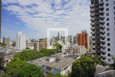 Quarto _Vista de kitnet/studio à venda com 1 quarto, 45m² em Petrópolis, Porto Alegre
