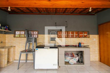 Studio à venda com 300m², 3 quartos e 3 vagas Studio à venda com 300m², 3 quartos e 3 vagasSacada e Área de Serviço